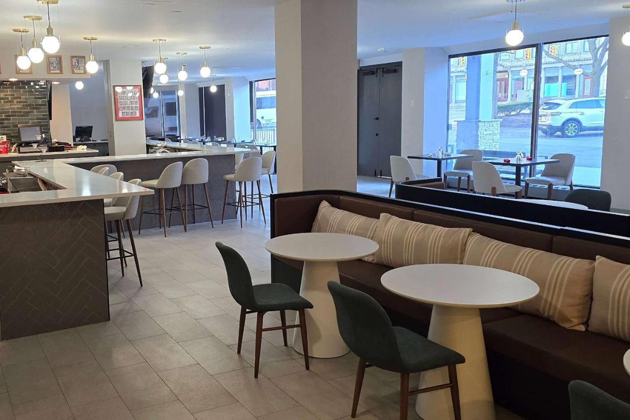 Wyndham Rochester Downtown Eksteriør billede